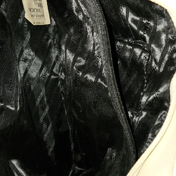 Beijo Glossy Blue and White Tote - Picture 5 of 6